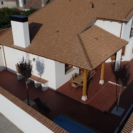 En Trigales Villa