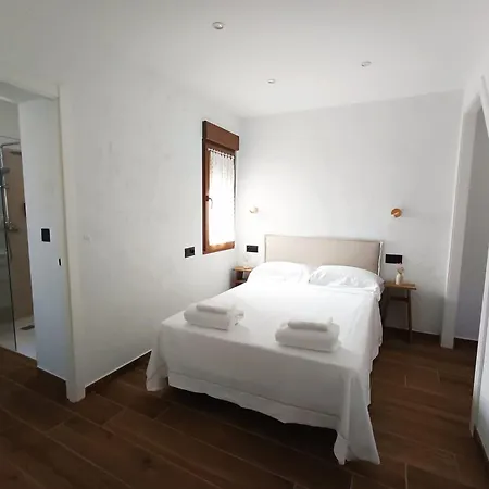 En Trigales * Navas de Oro